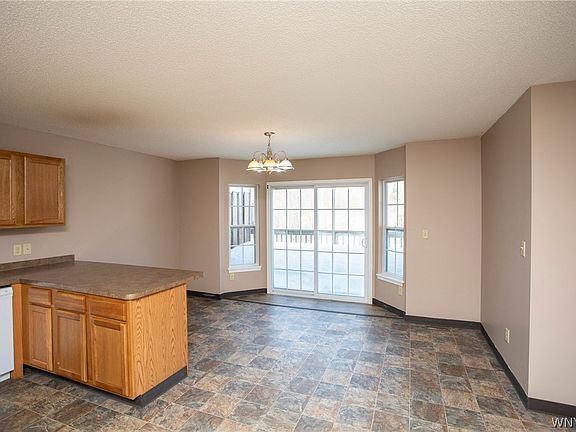 4th image of 9422 Partridge Rd