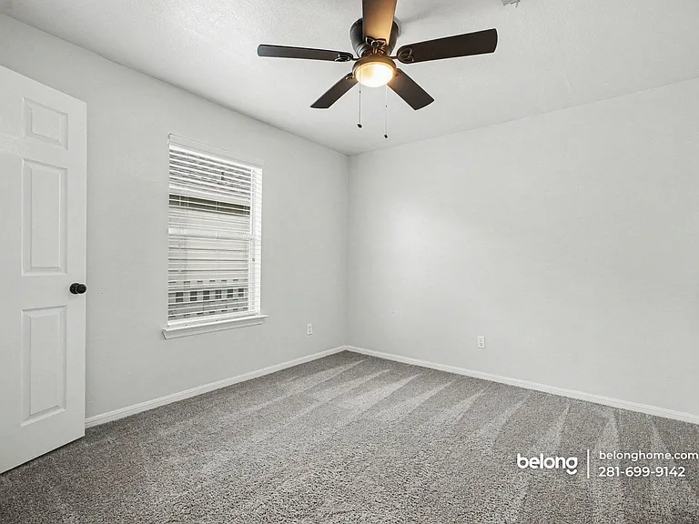 5049 Hauna Ln — Photo 8