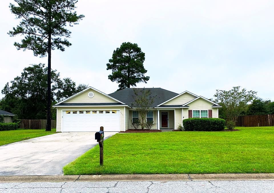 1st image of 5692 Emily Ln