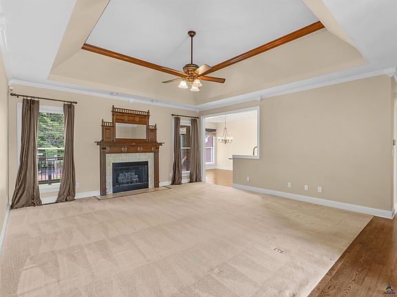 5th image of 133 Tracy Ln