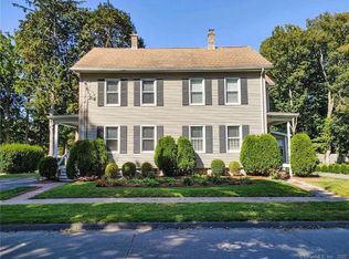 1 Oak St, Enfield, CT 06082