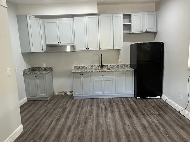 715 Citrus St — Photo 1