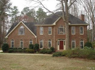 5132 Linksland Dr, Holly Springs, NC 27540