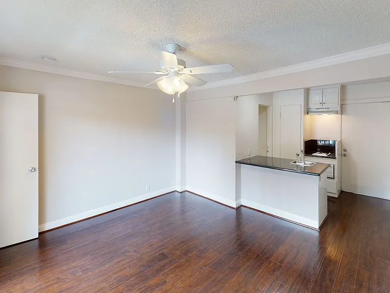 CHI - Chii Sai Apts. — Photo 9