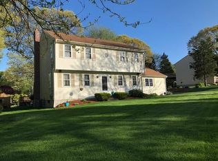 14 Birchwood Dr, Bristol, RI 02809