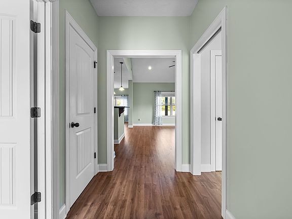 5th image of 440 Drema Ct