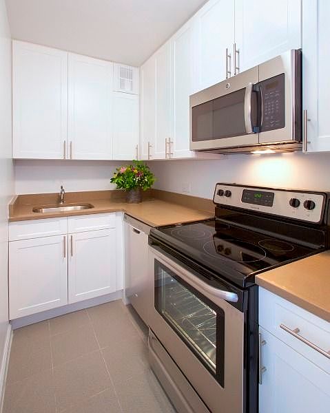 2nd image of 9722 57th Ave APT 2M