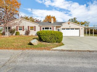 3203 Hoyer Rd, Jackson, MI 49201