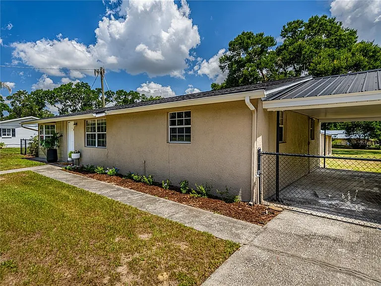 4722 Stearns Rd — Photo 24
