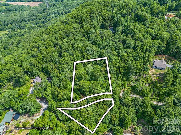 2nd image of 263 Parkway View Ln