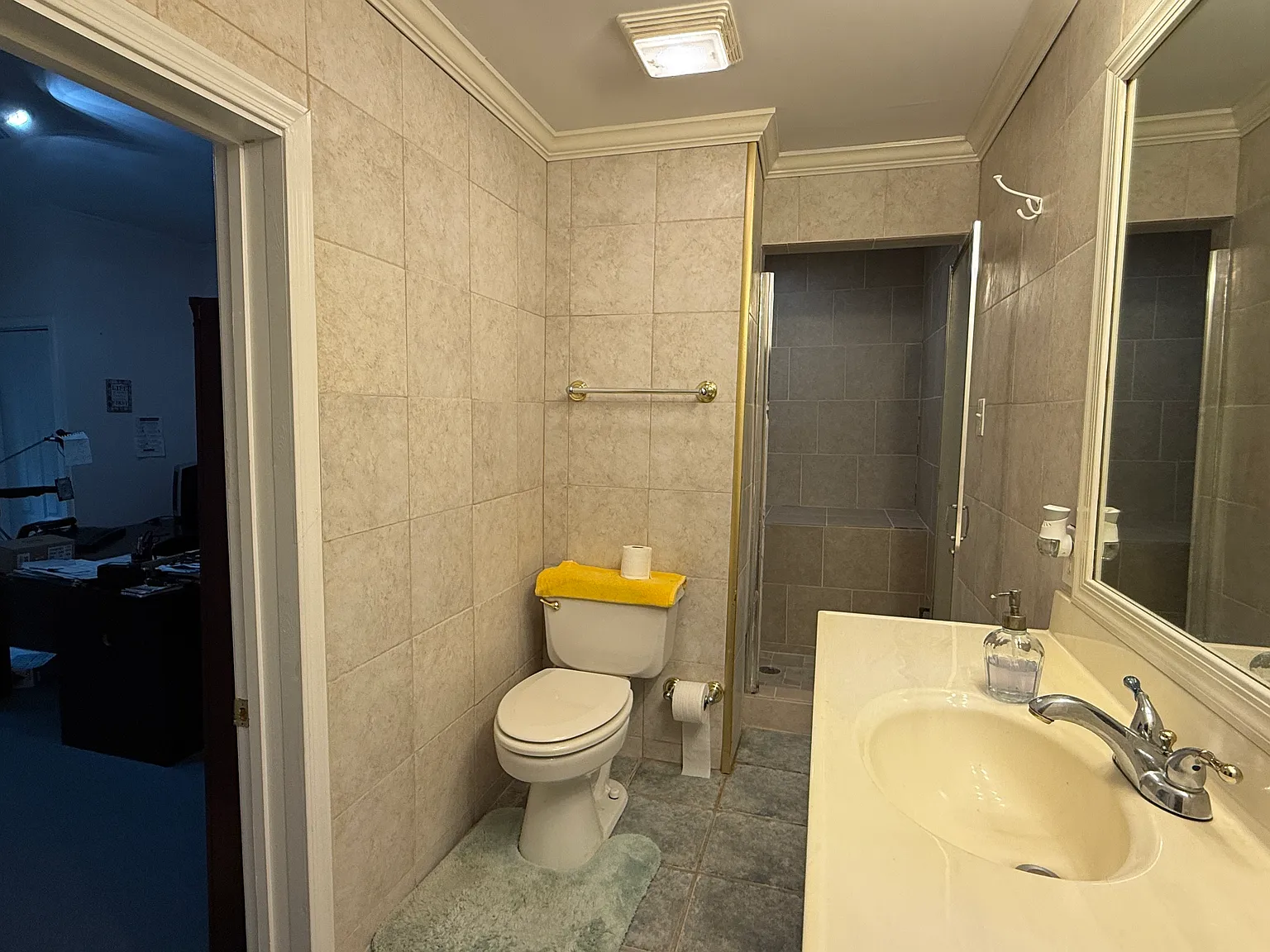 1 bed, $1,200 — Photo 3