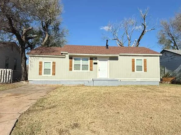 1423 NW Hoover Ave, Lawton, OK 73507