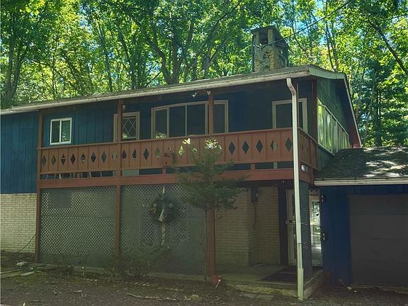 2nd image of 12 Pool Dr