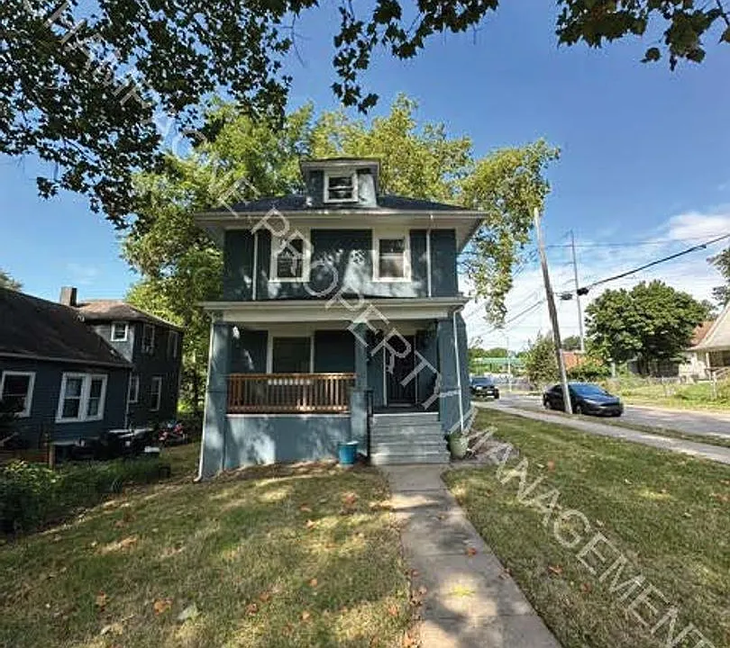 4100 Forest Ave