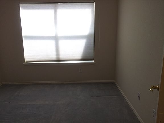 3rd image of 7028 Eagle Vail Dr