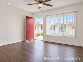 4052 W El Segundo Blvd, Hawthorne, CA