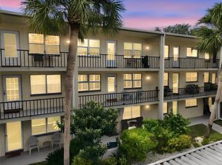 11620 PARK BOULEVARD #203, SEMINOLE, FL 33772