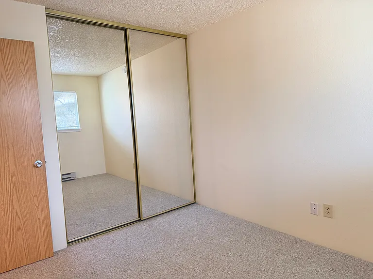 8858 SE Flavel St — Photo 11