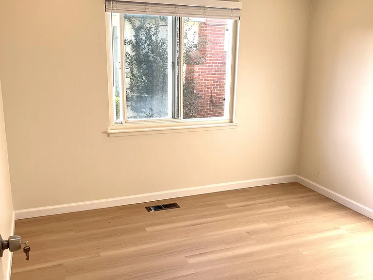36454 Feliz Ct — Photo 4