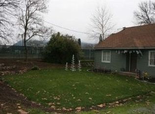 605 E Park St, Grants Pass, OR 97527