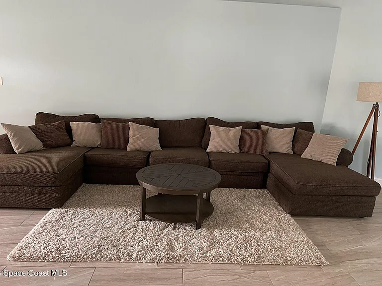 6550 Corsica Blvd — Photo 10
