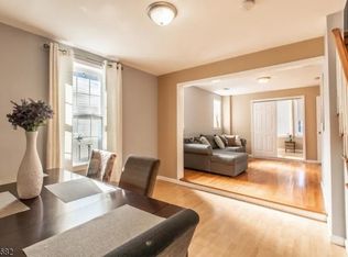 226 75th St UNIT 2, North Bergen, NJ 07047