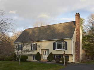 19 Kerry Dr, Mansfield, MA 02048