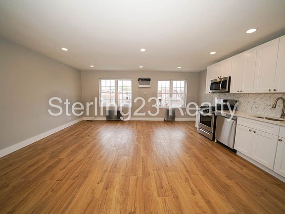 3rd image of 21-20 Steinway St #3A