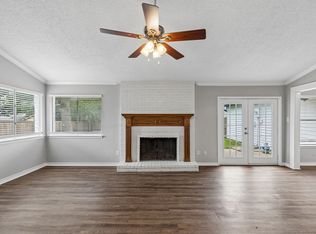 2123 Sheraton Dr, Carrollton, TX 75007