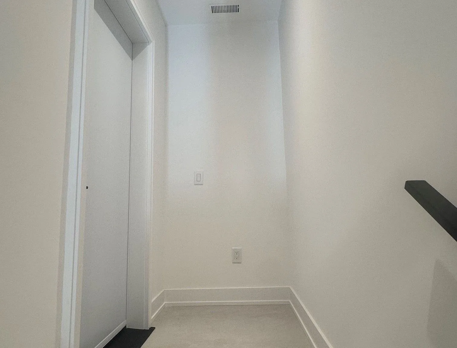 2 bed, $3,000 — Photo 1