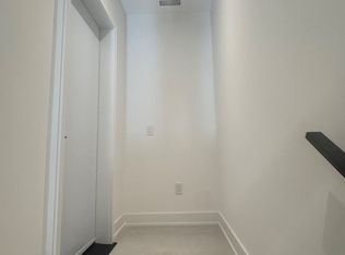 222 Belgravia Ave #3, Toronto, ON M6E 2M8