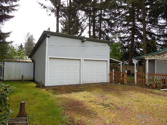5th image of 2833 Bonavista Dr SW