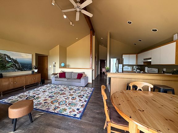 The open floor plan is great for entertaining friends or family.