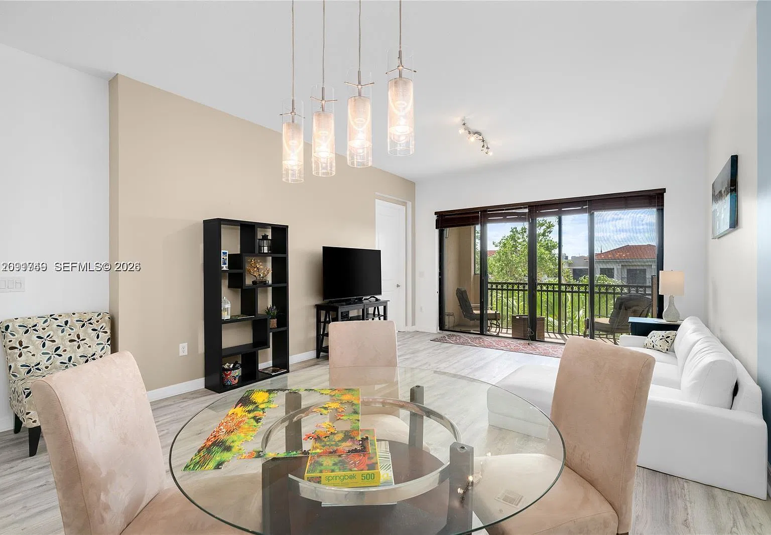 Villa Carrara Condo — Photo 1