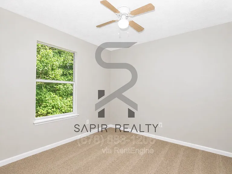 3848 Laurenhill Ln — Photo 10