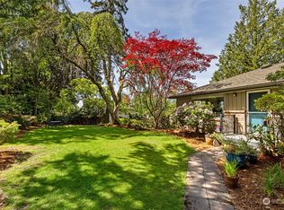 424 SW Normandy Rd, Normandy Park, WA 98166