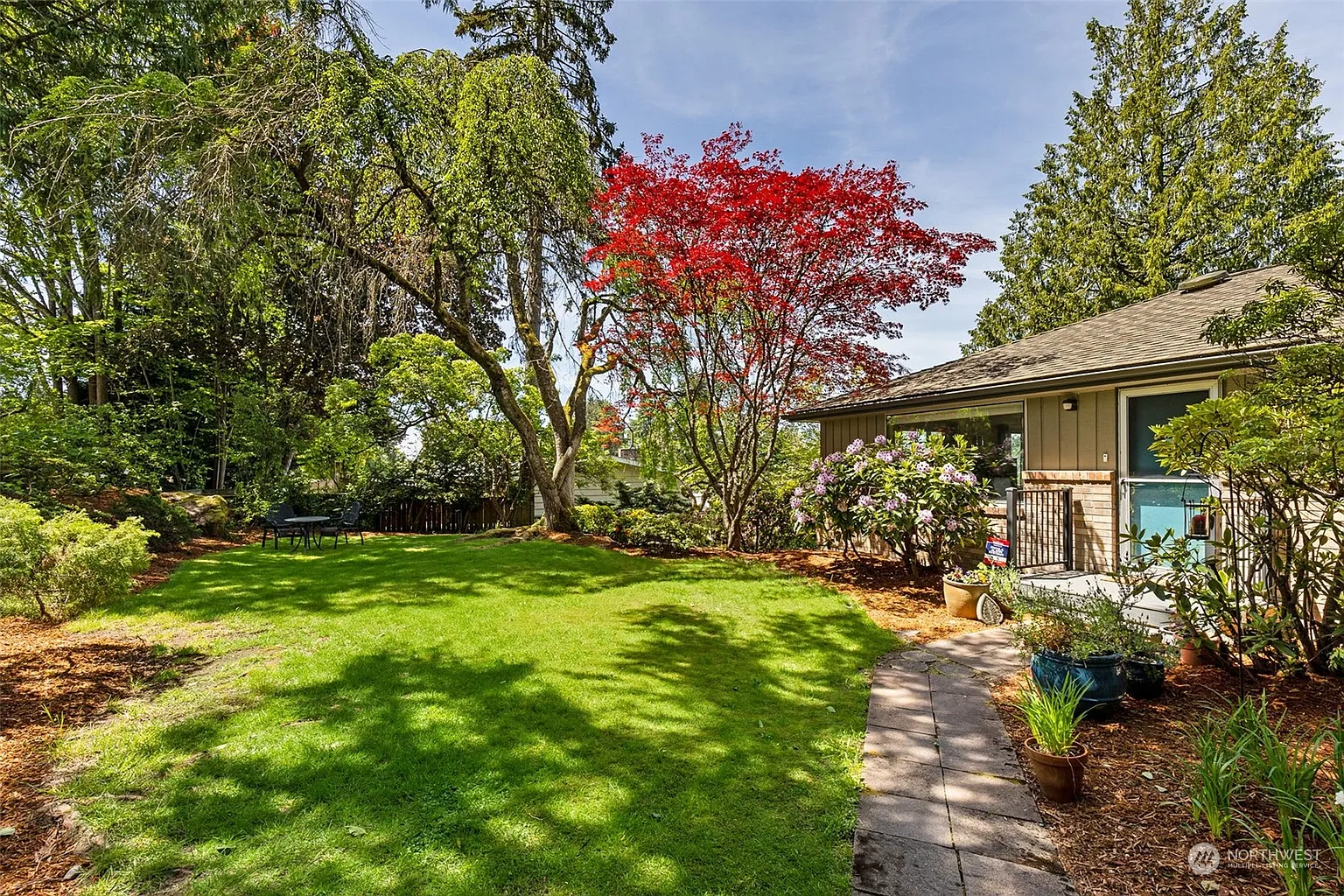 424 SW Normandy Road photo 1