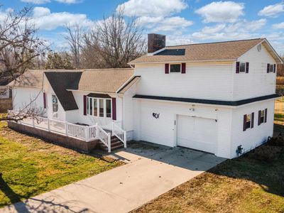 2305 Weaver Rd, Herrin, IL, 62948