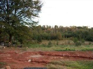 40 Frady Rd, Greenville, SC 29611