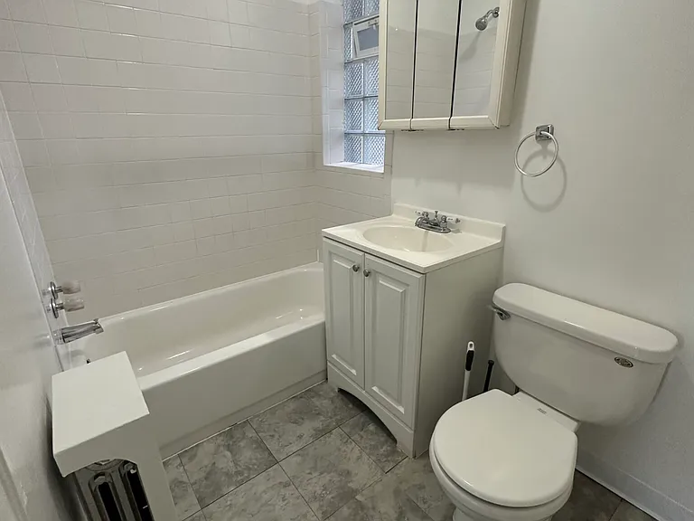 5912 W 26th St #3A — Photo 11