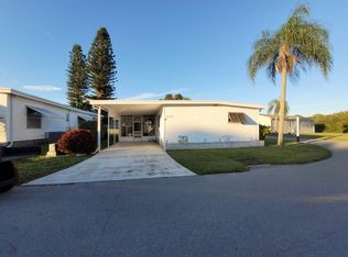 815 Strongbox Ln #815, North Fort Myers, FL 33917