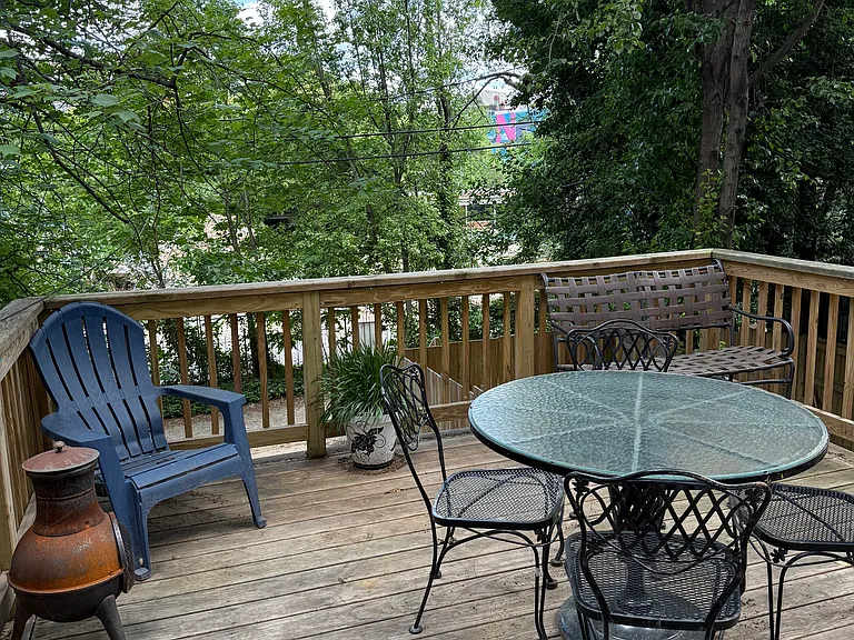 605 Lennox St #1 — Photo 6