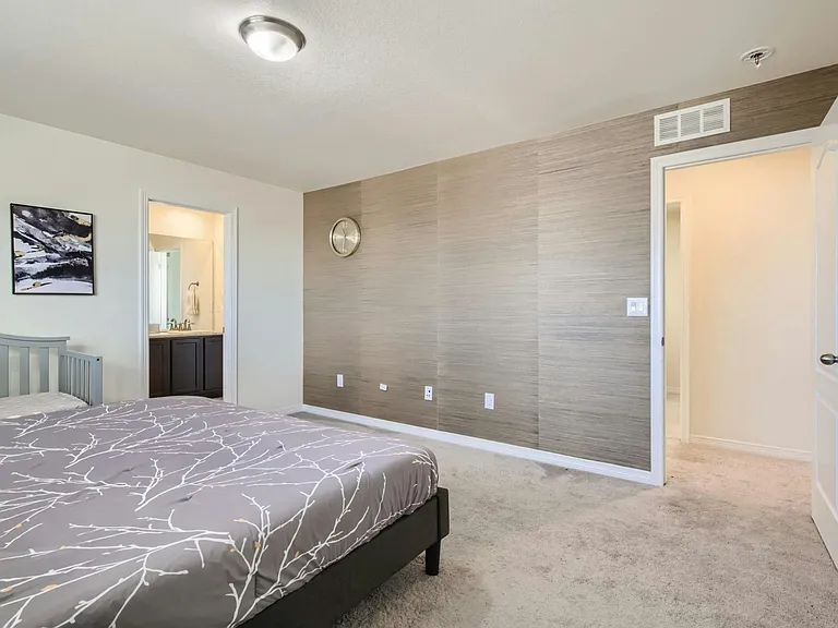 14832 Munich Ave — Photo 15
