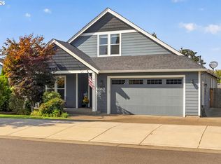 1023 Jaysie Dr, Silverton, OR 97381