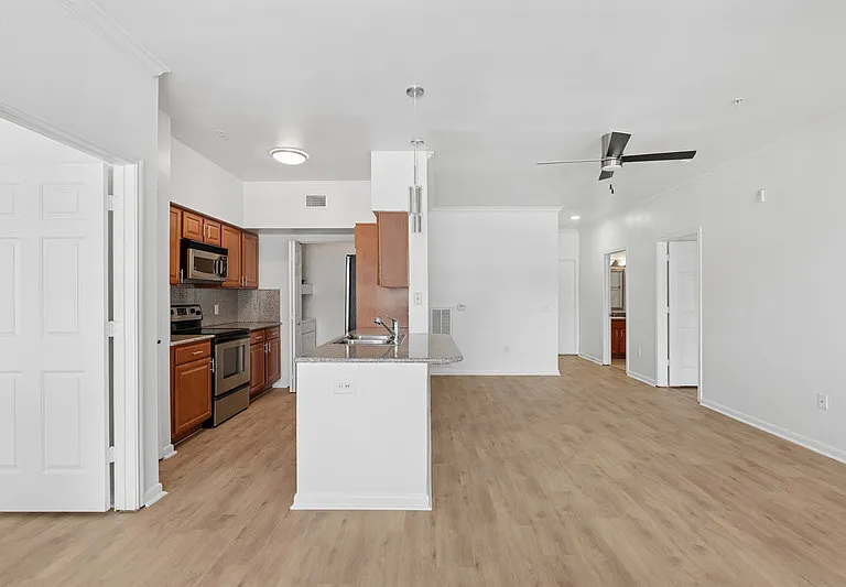 Residences at Gramercy — Photo 24