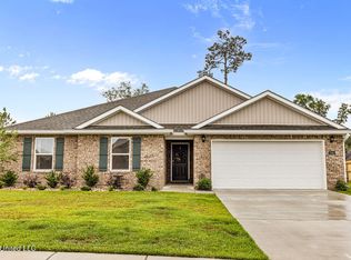 1044 Enclave Cir, Long Beach, MS 39560