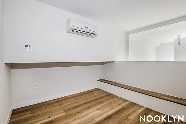 Rented by Nooklyn NYC LLC | media 10
