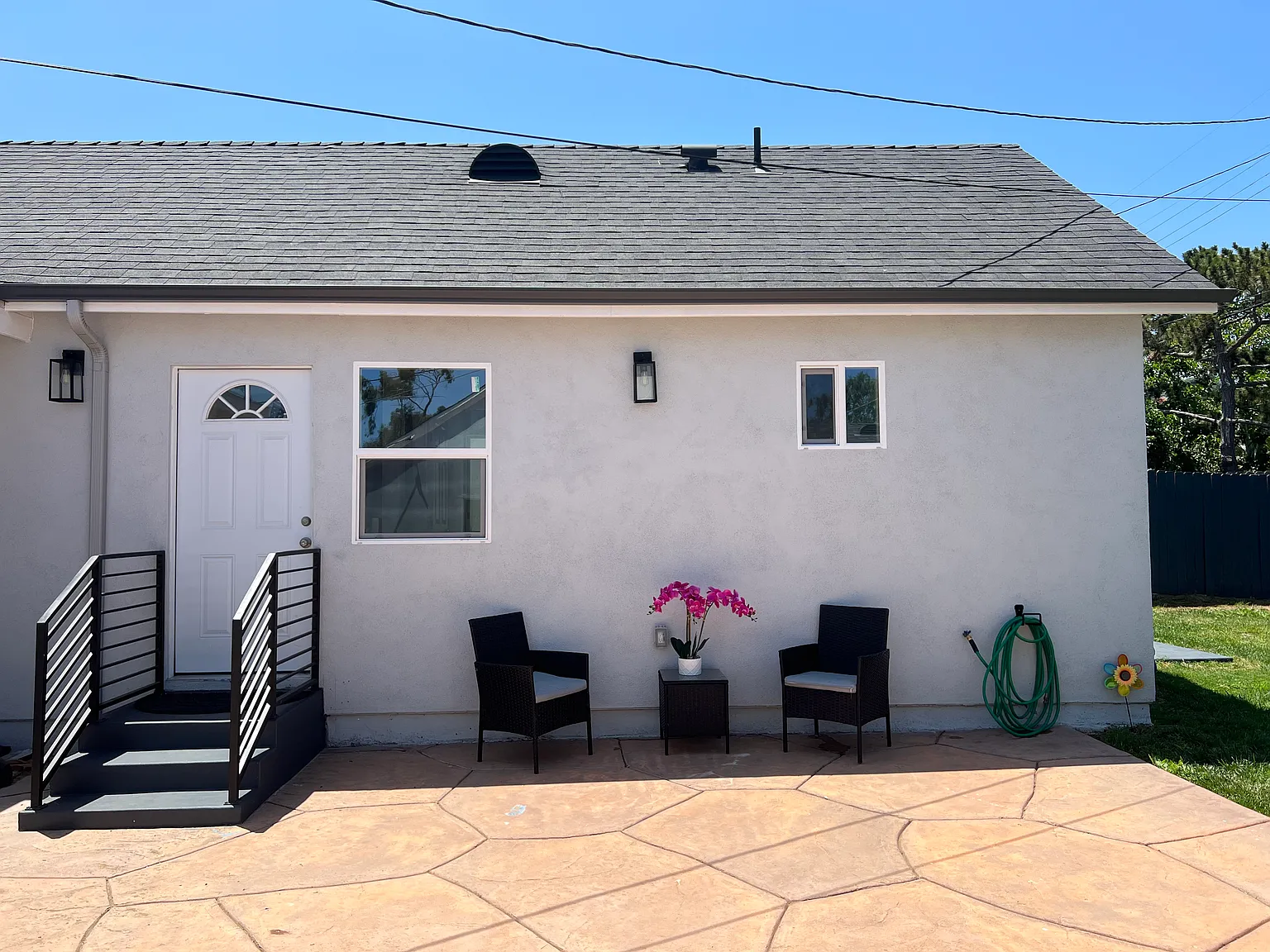 S Sycamore Ave, Los Angeles — Photo 1