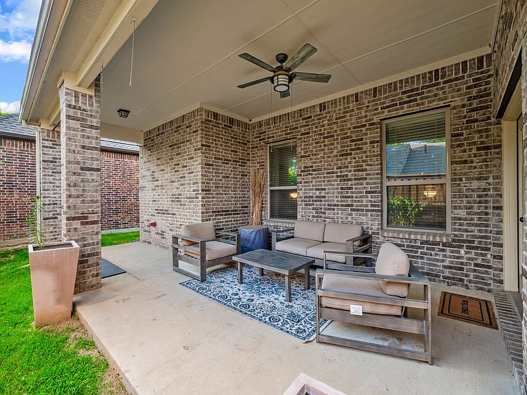 816 Brookstone Ct — Photo 19
