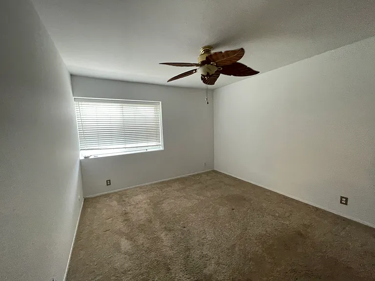 12128 Wilsey Way — Photo 8